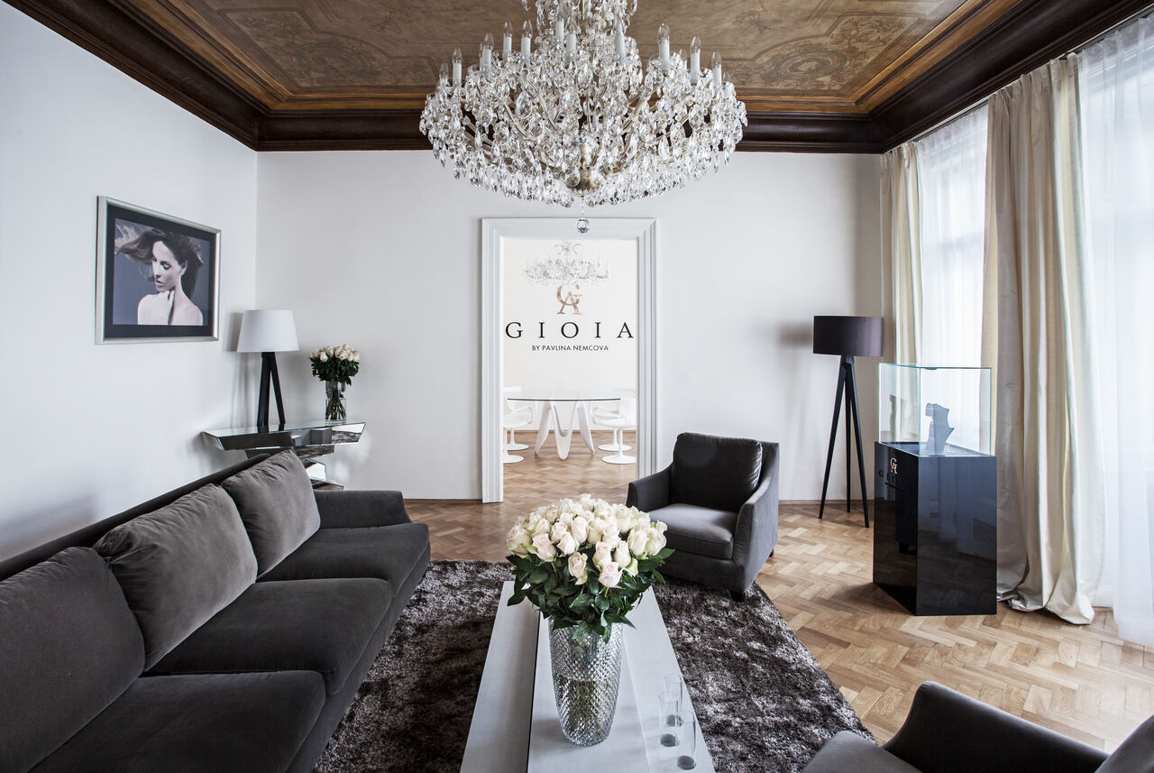 Showroom se šperky v Pařížské ulici 