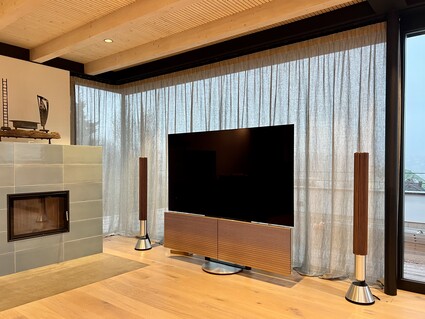 Záclony na míru ve vile nad Prahou 